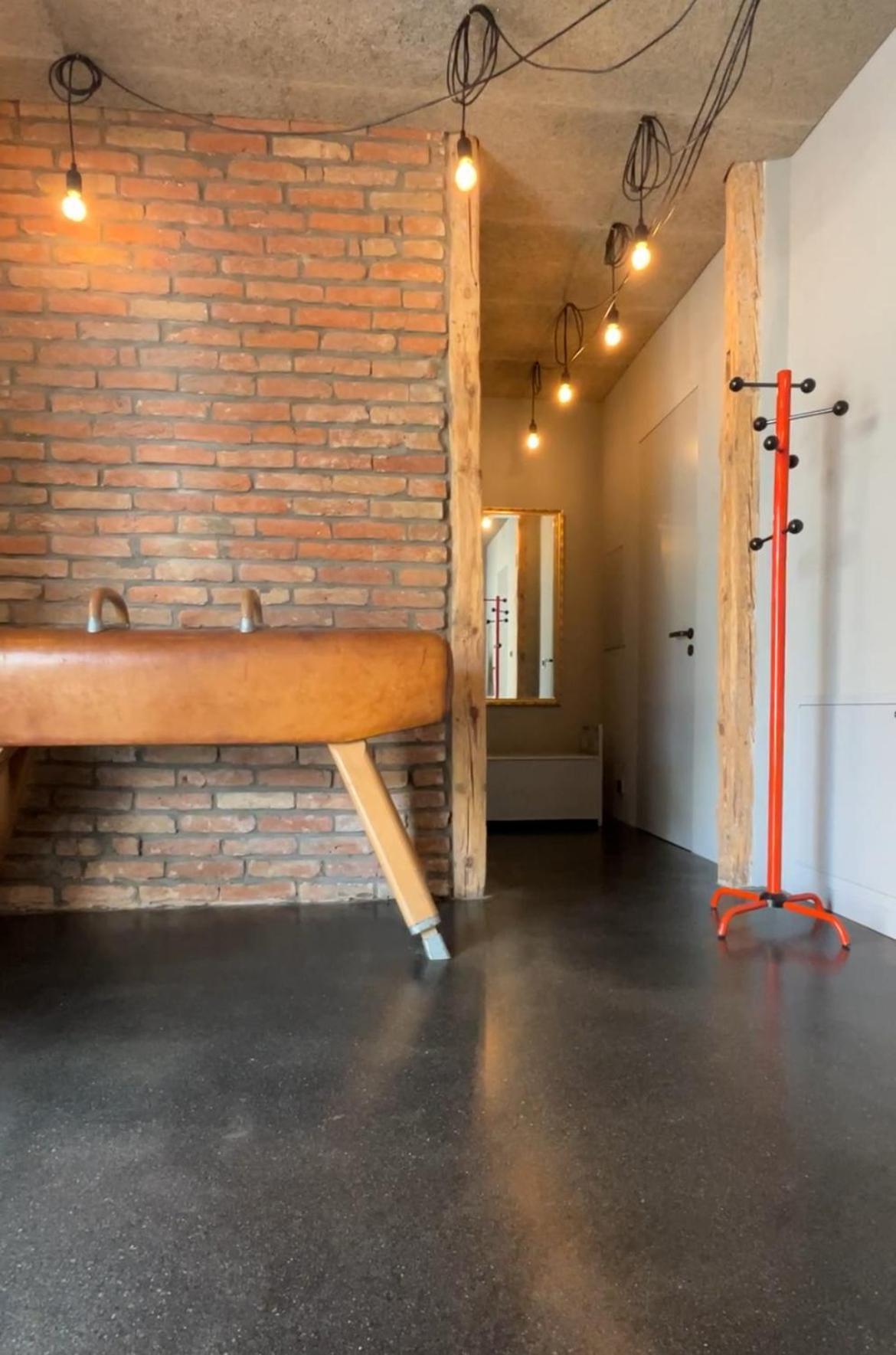 Momai 1891- Moderne Ferienwohnung Maikammer Esterno foto